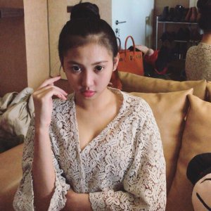 OMG! Kamu harus melihat ini. #BIGOLIVE >  .  
bigo.tv/sid/2277895736…