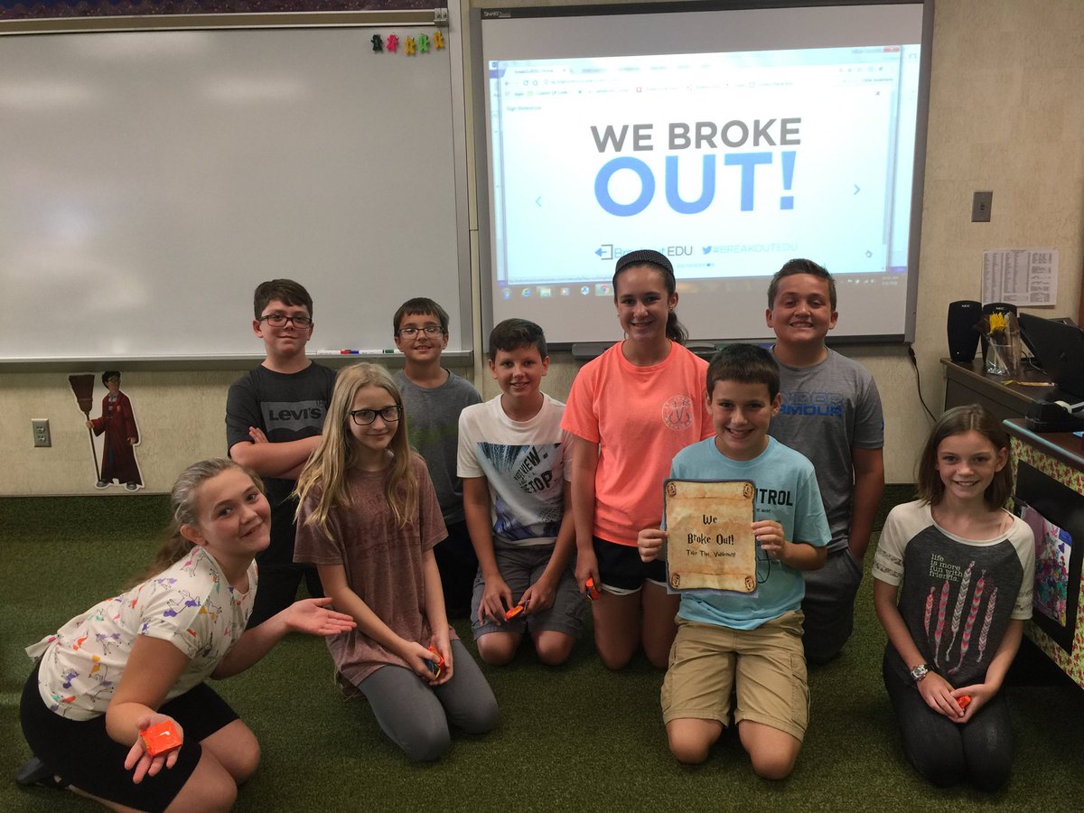 SueDeLong5's tweet photo. The 6th grade AIM students weren’t tricked by Lord Voldemort in this Breakout game. Great problem solving skills! #6thAIM #teamwork #PrairieProud @CPElem https://t.co/jGVASmOVwY