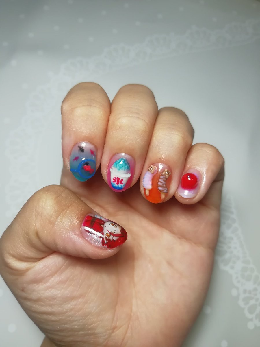 Twitter 上的 Erie S Nerd Nails 夏ネイル 続夏全開 お祭りに行く予定はないけれど 季節ネタで青くないのこんなんしか思いつかなかった 笑 ネイル 痛ネイル キャラネイル ネイルアート 手描き アート 模写 モチーフネイル 夏祭りネイル 夏ネイル りんご