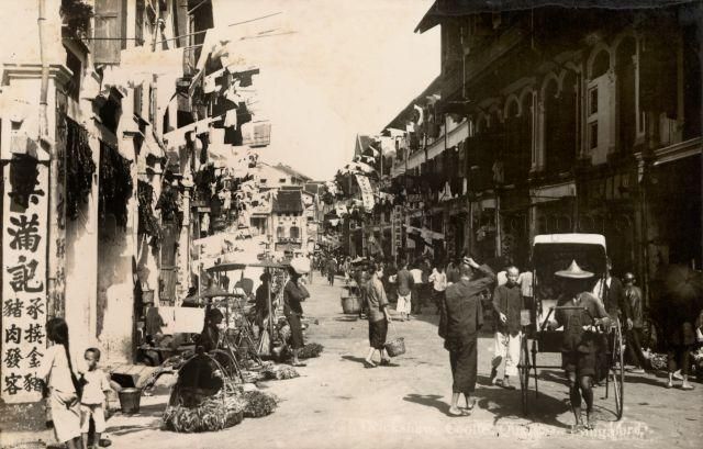 I often see this narrative that SG was a swampy backwater before Lee Kuan Yew showed up & turned it into a bustling metropolis. I think this narrative is inaccurate and harmful. Again, SG has always been along a critical global shipping route! Here are pics from the 1920s