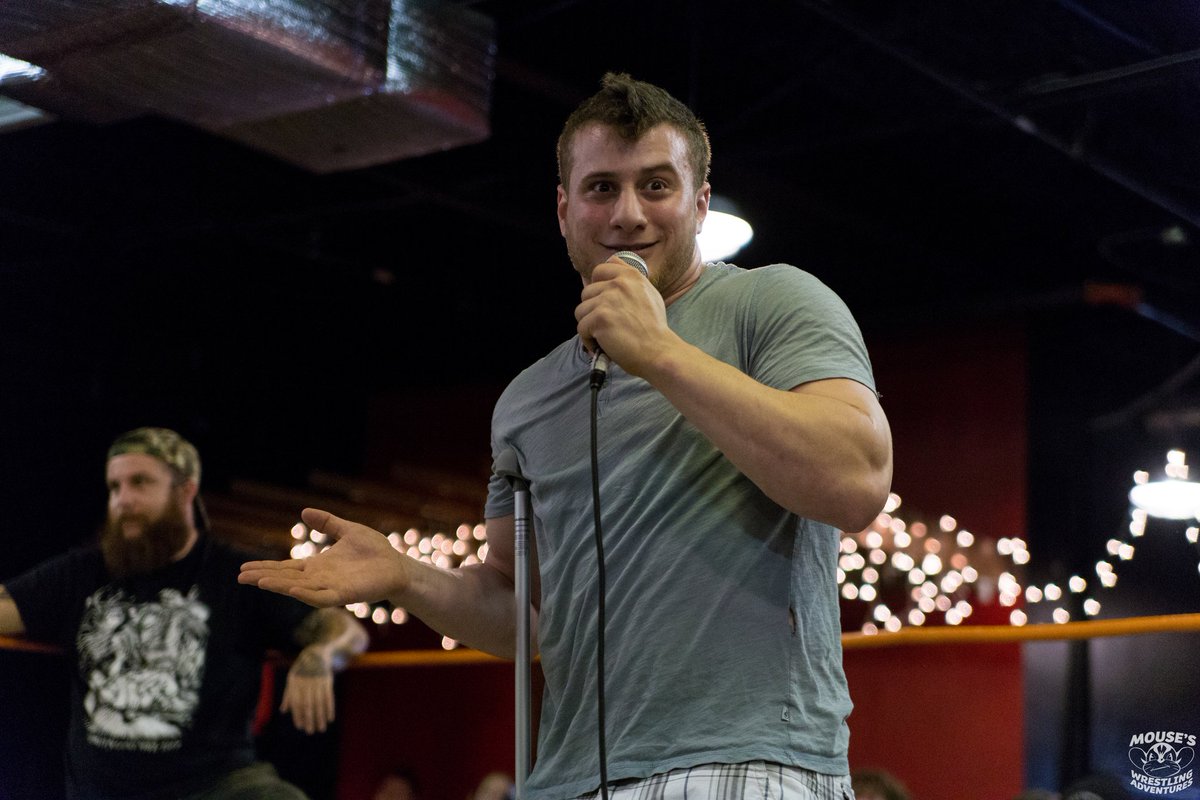 Mouse3911's tweet image. .@The_MJF addressing the folks in attendance...

@RighteousJesse in the ring representing @sup_graps 

#NotProblematic