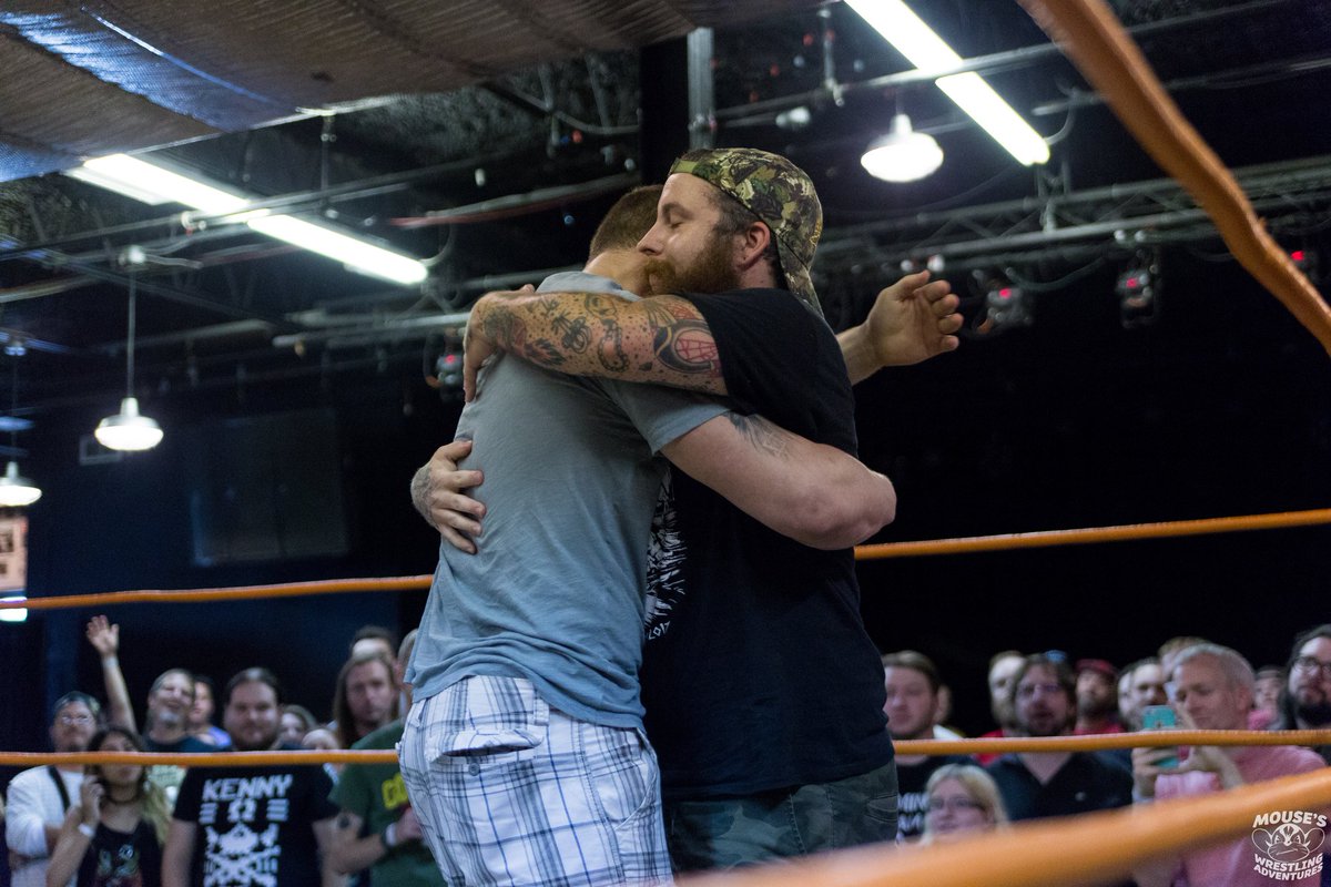 Mouse3911's tweet image. Well nice @The_MJF didnt last long....
@sup_graps 
#NotProblematic