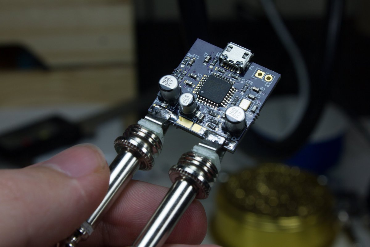 hackadayio's tweet image. The #OneSquareInch project is back! Enter your 1x1" (or smaller) board into The Return Of The One Inch Project for a chance to win cash and prizes! #hackadayio bit.ly/2AMs5Xe