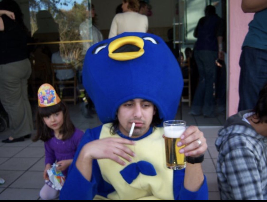 jacknifee's tweet photo. Recordando trabajos anteriores...
Siempre me pregunté porque duré tan poco haciendo de Pablo de #Backyardigan
A los niños les encantaba.... https://t.co/F5z7JLXEFe