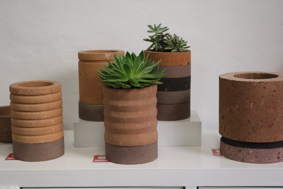 Durante agosto, la Casa Queretana de las Artesanías, estará exponiendo lo mejor de la marca "Auténtica" en Punto México Querétaro, ubicado en la Calle Pasteur, 4 en el Centro de la Ciudad. Conoce estas hermosas piezas hechas con manos y talento 100% queretano. <a href="/mdelprete/">Marco Del Prete</a> Gracias!