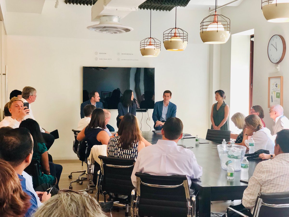 Work_Bench's tweet photo. Packed house of 40+ executives from @Evonik in to hear from @alluvium, @DialpadHQ, &amp; @Worklytics. 

Great conversation between suits &amp; hoodies! https://t.co/FYYklAkXzv