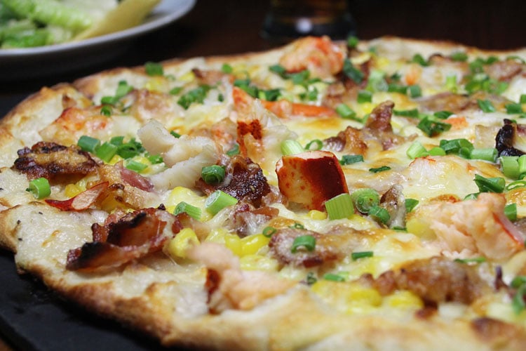 Incontro_'s tweet photo. Pizza is great anytime -- don't forget about lunch! https://t.co/utTNbDNfpn