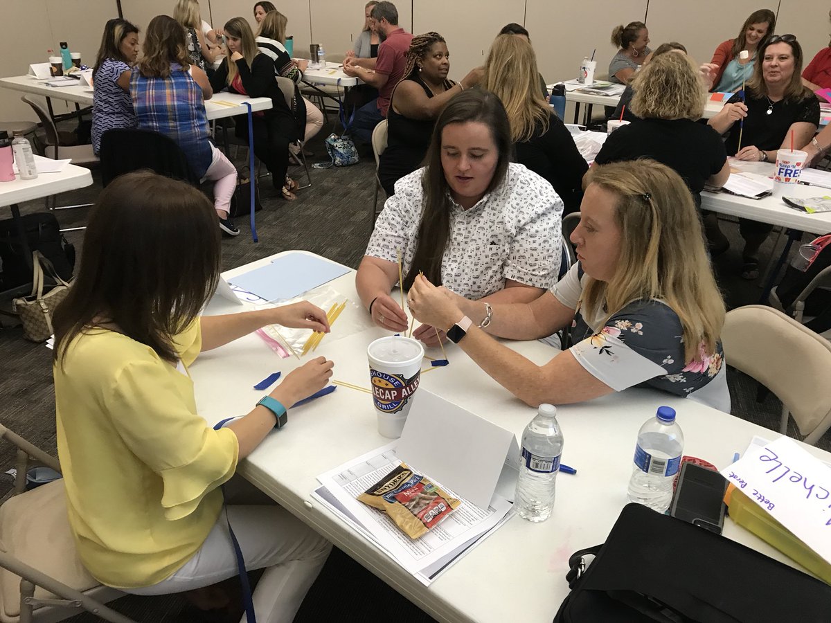 DaniStevens23's tweet photo. Team building at its finest #kisdsped #SPEDDreamwork https://t.co/XvzG6HoQYa