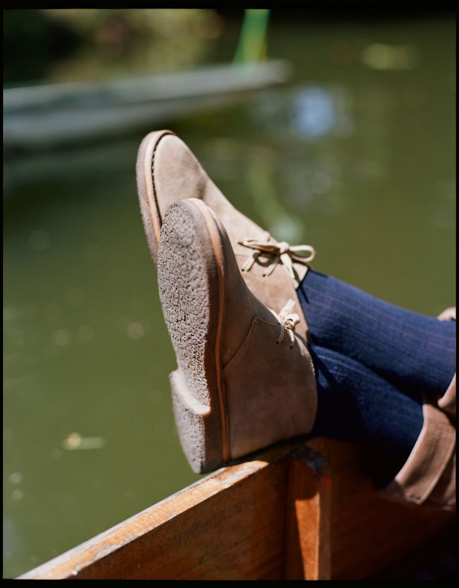 drake's clifford desert boot