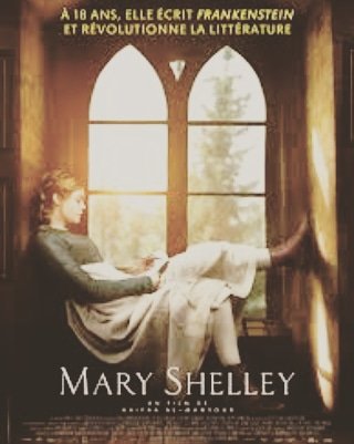 #mercredicinéma 
Sort #MARYSHELLEY, biopic sur celle qui écrivit à 18 ans le révolutionnaire #Frankenstein. Beaucoup refusèrent de lui en attribuer la maternité, arguant que c'était beaucoup trop sombre pour une jeune femme... 
En plus, la réalisatrice est #HaïfaaAlMansour...