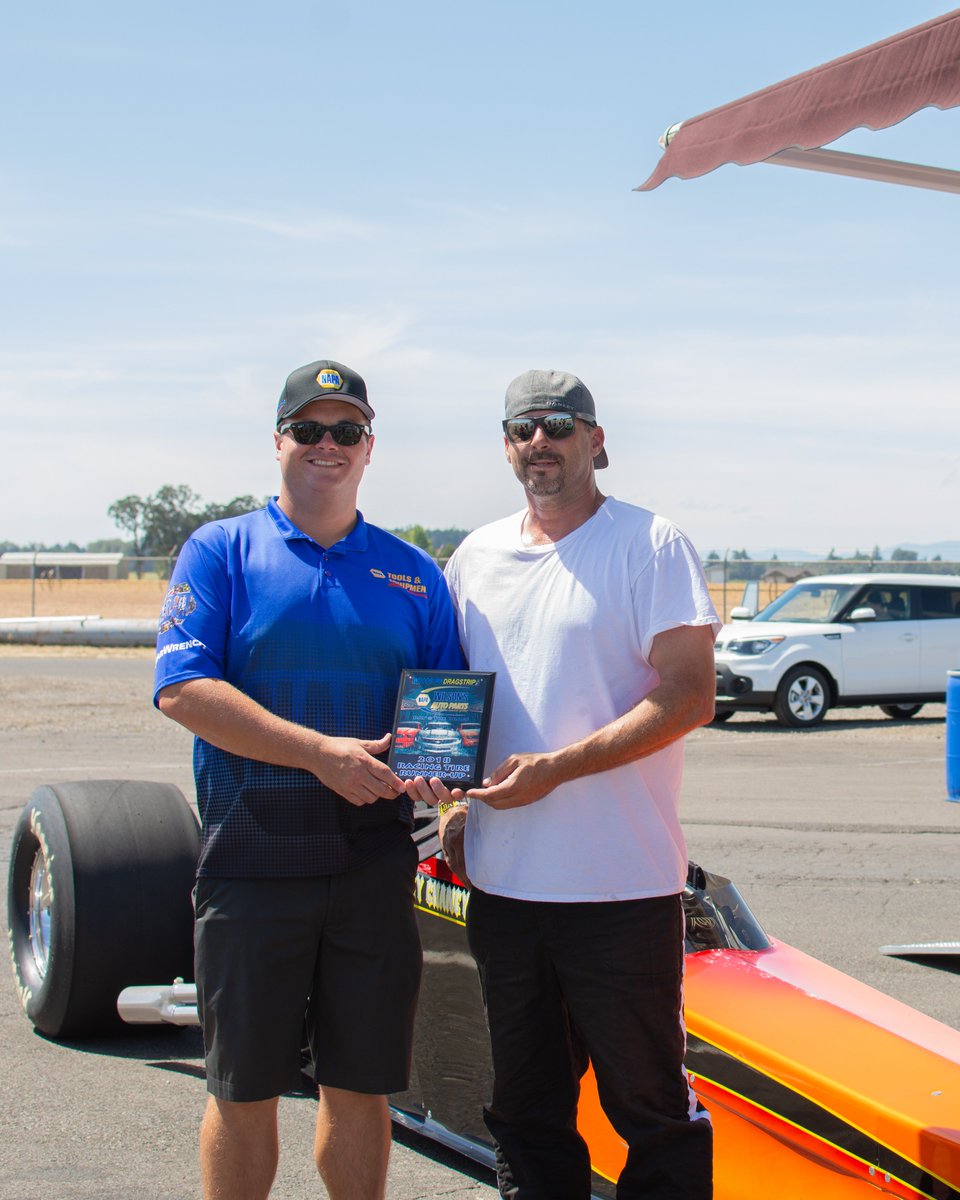 WilsonsNAPA's tweet photo. Pro Series runner up Jeremy Chaney from Lebanon, OR in his 02 Mullis Dragster w/ RT .185 and ET 8.833 @ 169.10 MPH #WilsonDayAtTheDrags #WoodburnDragstrip https://t.co/tH3IjynLkb