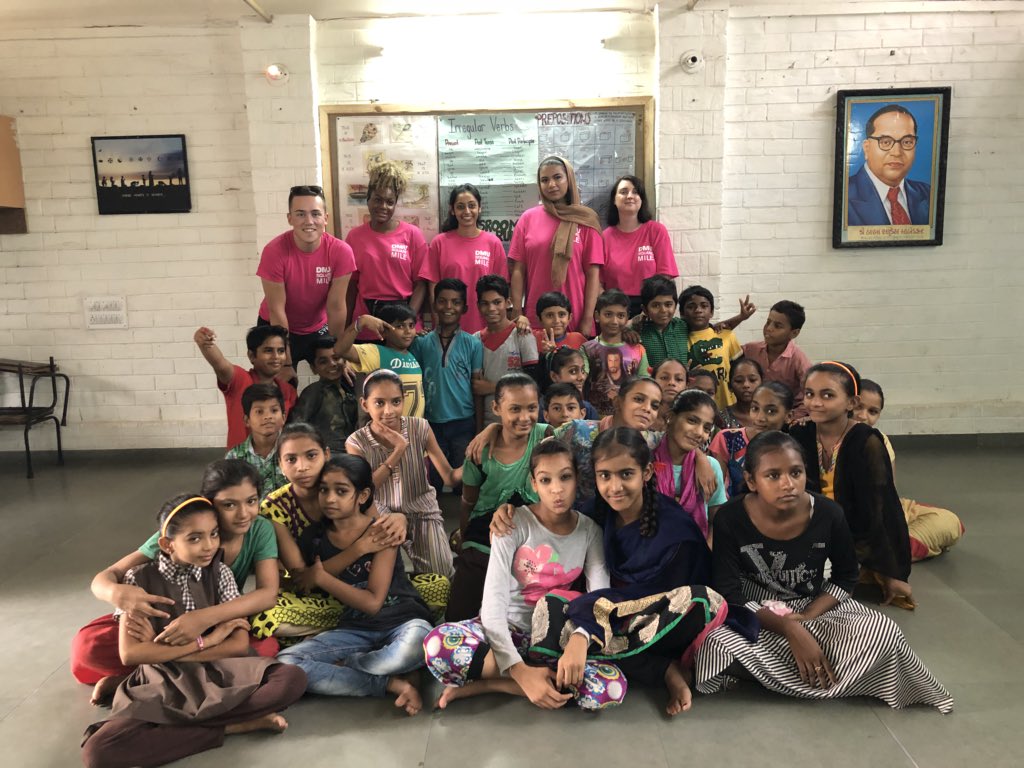 SquareMileIndia's tweet photo. Day 2: Our students completed another coding session at Tekro, one of the community centres which is located close to the Gandhi Ashram. Followed by a group meal at Barbeque Nation 🇮🇳 #codinginindia https://t.co/2NHjWXrPdM