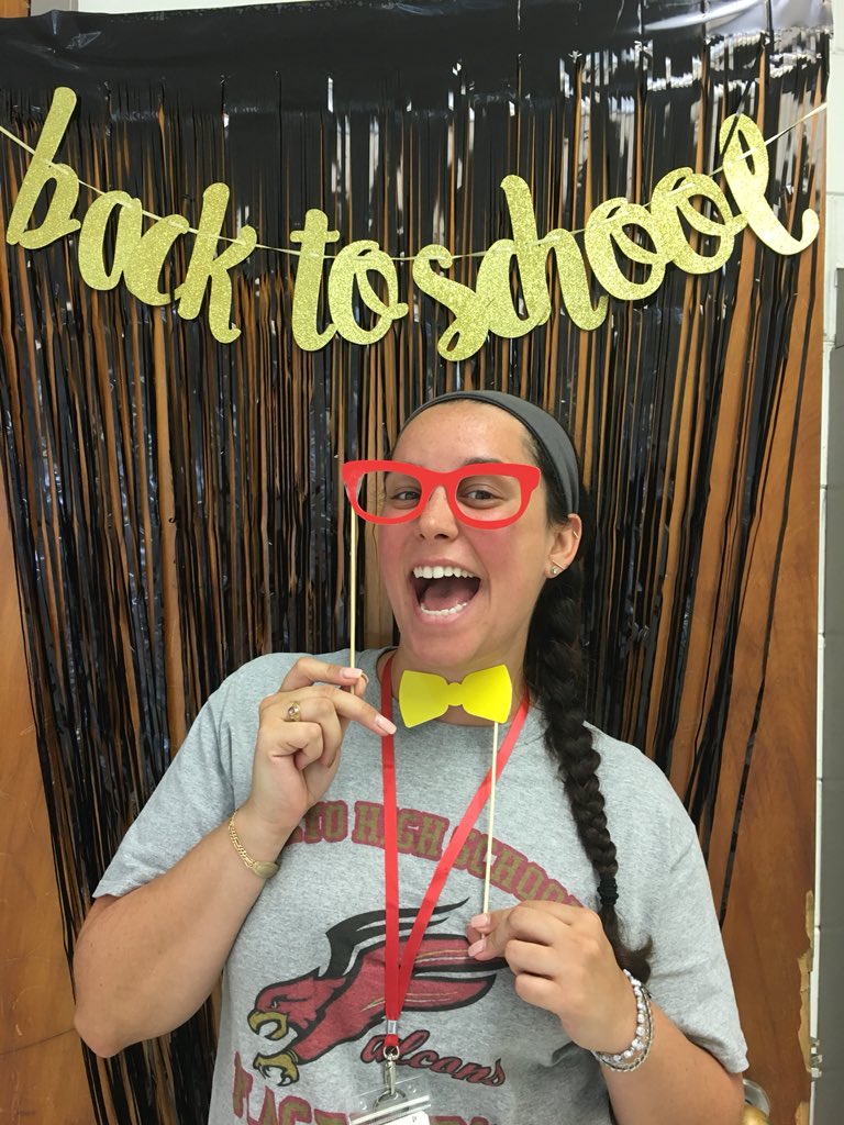 @LHSMcCoy @LHSKleinTime <a href="/HCPSArea2/">HCPS Area 2</a> <a href="/LetoHighSchool/">Leto High School</a> VALDEEZY on the track. Room 111 has the best back to school photo booth around. Come by Friday, August 10th as you walk in to take your celebratory photos. #LetoLit