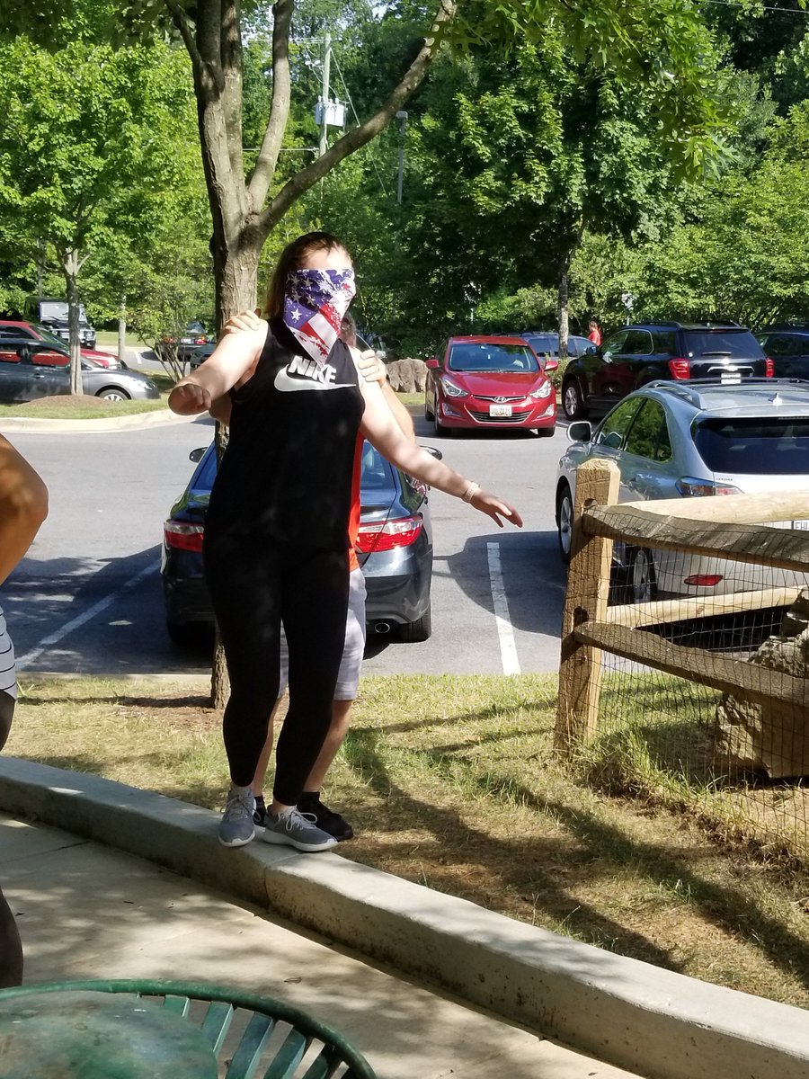 KirlinDB's tweet image. Recently our #Kirlin Pipeline interns joined their managers and mentors for an outdoor experiential team building session.  They tested their leadership, communication and collaboration skills and had a whole lot of fun along the way.  #OneKirlin #strongerasateam #summerinterns