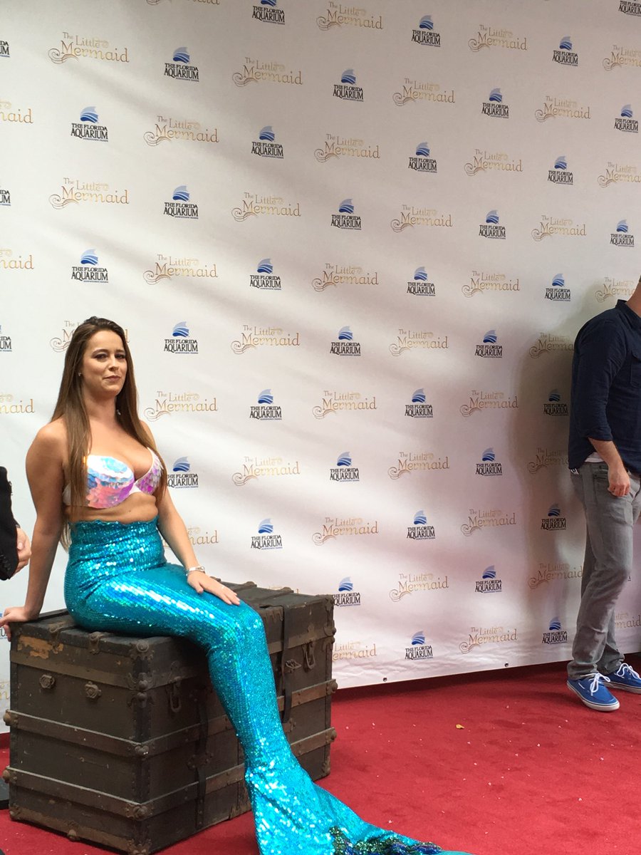 MultiMave's tweet photo. More pictures from the red carpet! @MermaidMovie18 #TheLittleMermaid #LDEntertainmentPartner @VisitTampaBay @floridaaquarium https://t.co/6DjMwAaktg