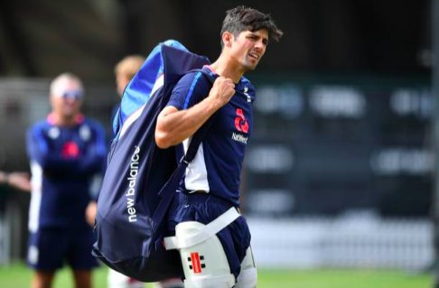 Mistress76uk's tweet photo. #AlastairCook #Eng #Practise [08Aug18] #CapBackwards #CapFree https://t.co/yXJ1XvK4e4 🥰🥰🥰🥰 https://t.co/rg6ysb4cde