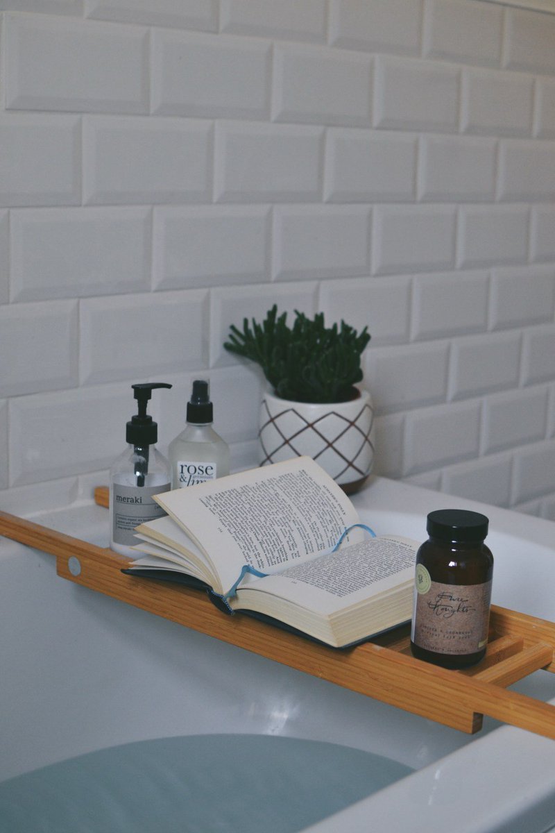 sowandroam's tweet image. My 5 Mindfulness Rituals ft. @purethoughts #lbloggers #30plussblogs #wellness mathildeheartmanech.com/2018/08/04/my-…