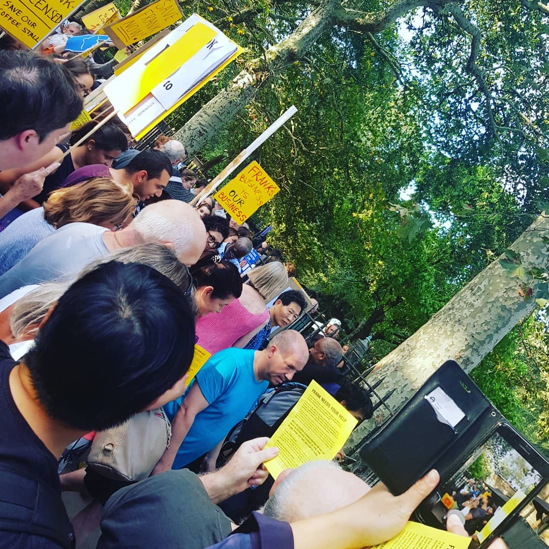 nadinelinge's tweet photo. Great to see such a big turnout to #savefrank...come on @TfL help Frank out! #tfl #bethnalgreen #community https://t.co/SC8UqNn9sW