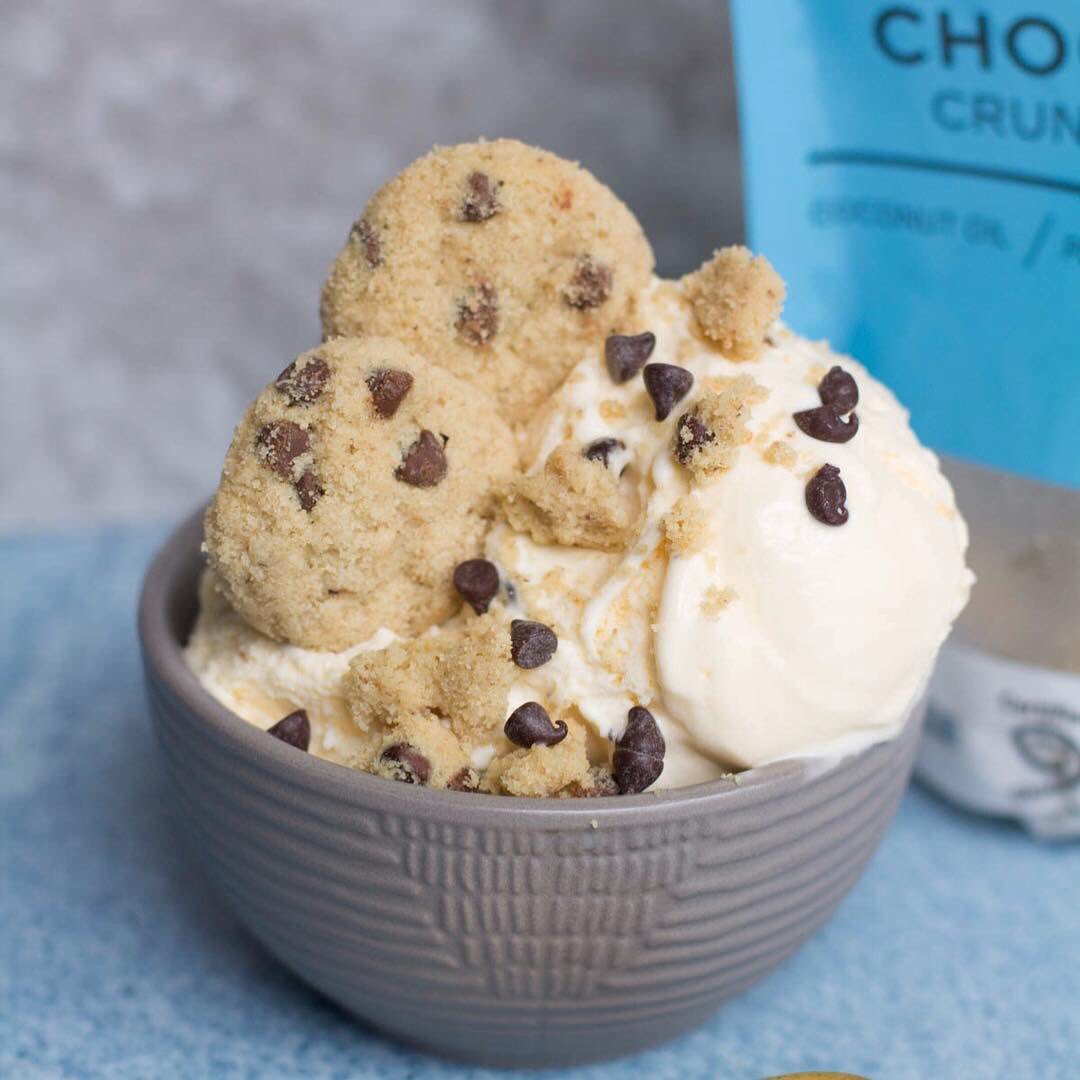 Today’s #SunboxSpotlight is the <a href="/bakeology/">Bakeology</a> Chocolate Chip Cookie! “They’re of the best tasting crispy cookies out there, and that’s coming from a cookie fanatic.” 🍪 Made with wholesome ingredients and just ☝️ gram of sugar per cookie! 😋 #Sunbox #Bakeology #vegan #glutenfree