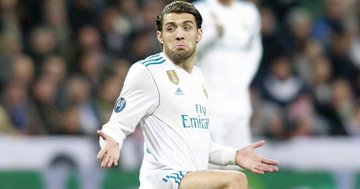 ci_RMA_Fan's tweet photo. 🚨 Officiel🚨 | Kovačić fait le chemin inverse. Accord trouvé entre les deux clubs. Le joueur croate est prêté à Chelsea jusqu'au 30 juin 2019. https://t.co/ER6uuOmHvi