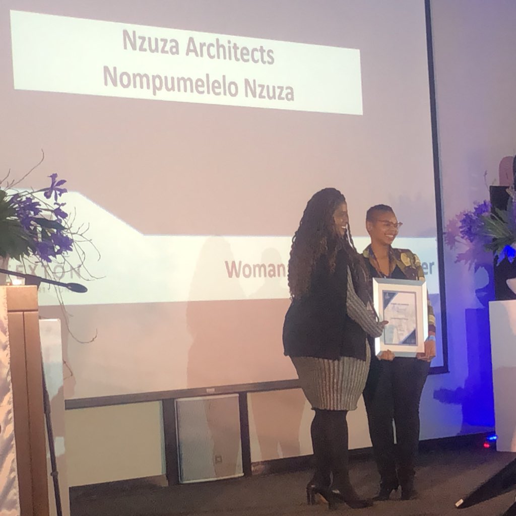 saibpp's tweet photo. The Women Led Business Award- sponsored by Texton Property Fund, presented by and Nosiphiwo Balfour is awarded to Nomphumelelo Nzuza. Congratulations!ππΎππΎ #SAIBPPAwards #SAIBPPCon2018 https://t.co/pArXGM3uwY