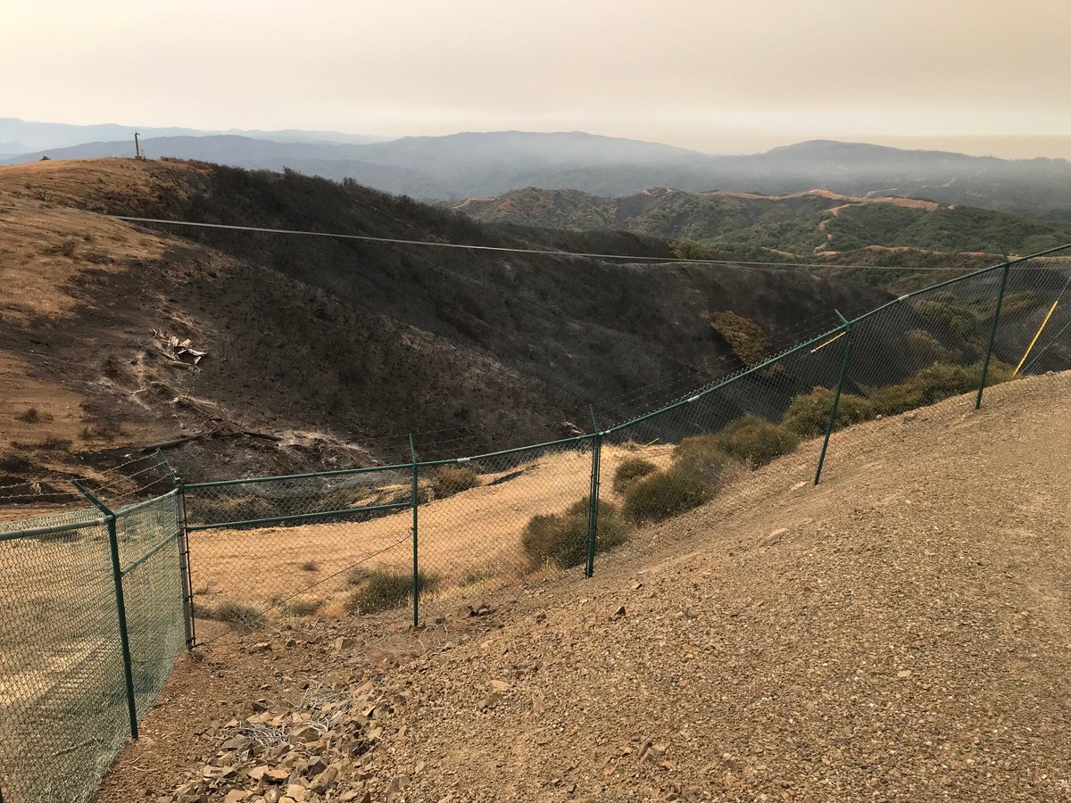 FAANews's tweet photo. The #FAA thanks @Cal_Fire and their partners for protecting a critical Northern #California navigation aid that supports communications between #pilots and air traffic controllers. https://t.co/relT49SzKA
