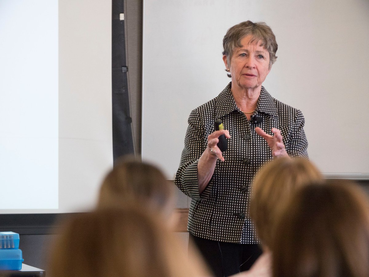 ATP_QI's tweet photo. "Scope your project so that you can actually accomplish something--- then use that as a spring board" Dr. Elizabeth Hammond is teaching miniATP participants the tricks of the trade in designing a quality Improvement project. #qualityimprovement #miniATP #fall2018 @Intermountain https://t.co/V5AwmiP0LZ