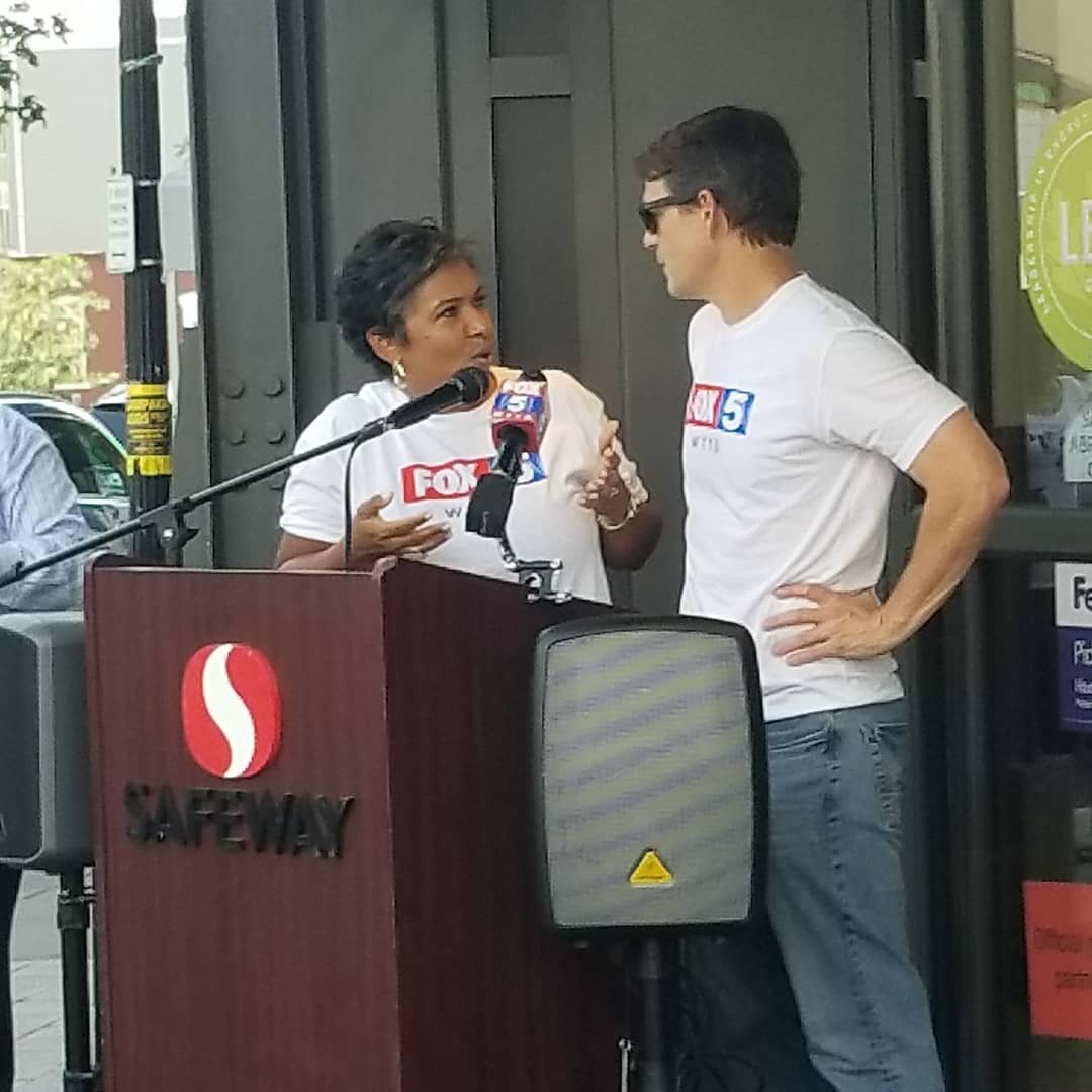 Fox5TerriT's tweet image. My crew is cooler than yerns! The Fox 5 Fam showed lots of love for @Fox5DCAllison and @TuckerFox5 at #safewayfoundation Pep rally!