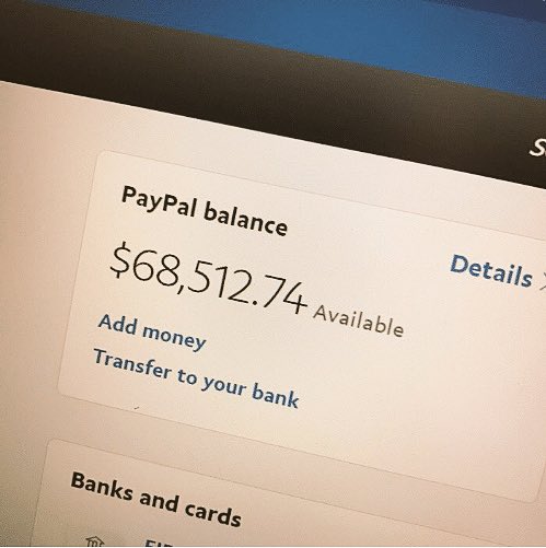 Flackz_'s tweet image. Who wants 8000$ giveaway 1000$ to 8 people follow me like ❤️ and RT♻️