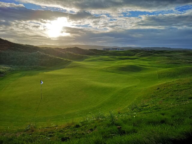 BobbyQuail's tweet photo. There is no where like the Machrie it truly is a gem #Cross week https://t.co/5HU6VViFaR