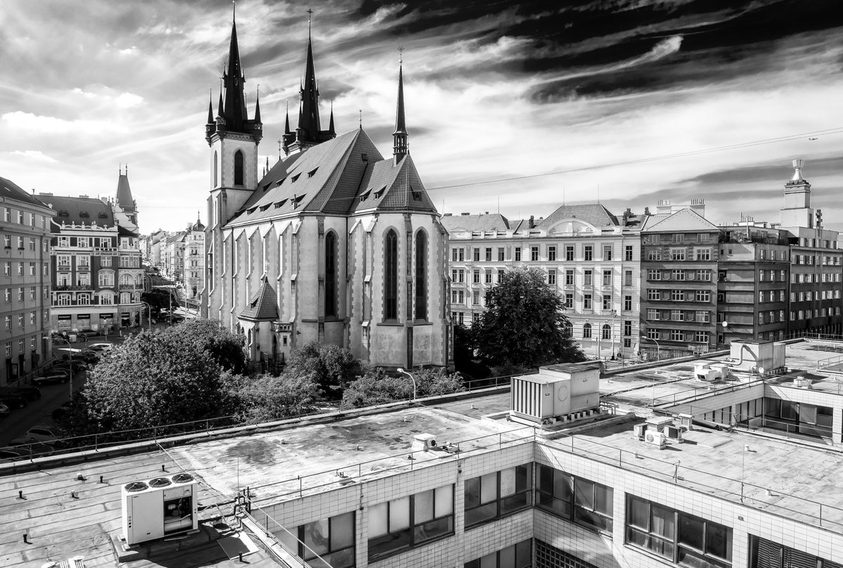 77phlhtchnsn77's tweet photo. A few photos from our Prague site visit @weareBDG to check out our exciting project for #WPP significant collocation in #Prague at #Bubenska #greatbuilding #greatclients https://t.co/uxZJITikXs