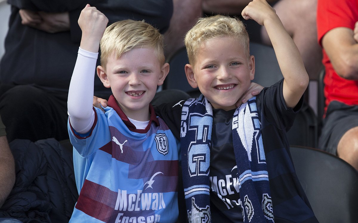 This Saturday we return to the Kilmac Stadium at Dens Park for our first home Ladbrokes Premiership match of the season.

Find out everything you need to know about our match against Aberdeen in our preview #thedee

➡️ dundeefc.co.uk/match/aberdeen…