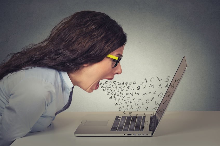 growsocialwise's tweet photo. 4 things not to do when responding to negative social media comments: https://t.co/6mi01iEBsu https://t.co/gWkXW4A5EN