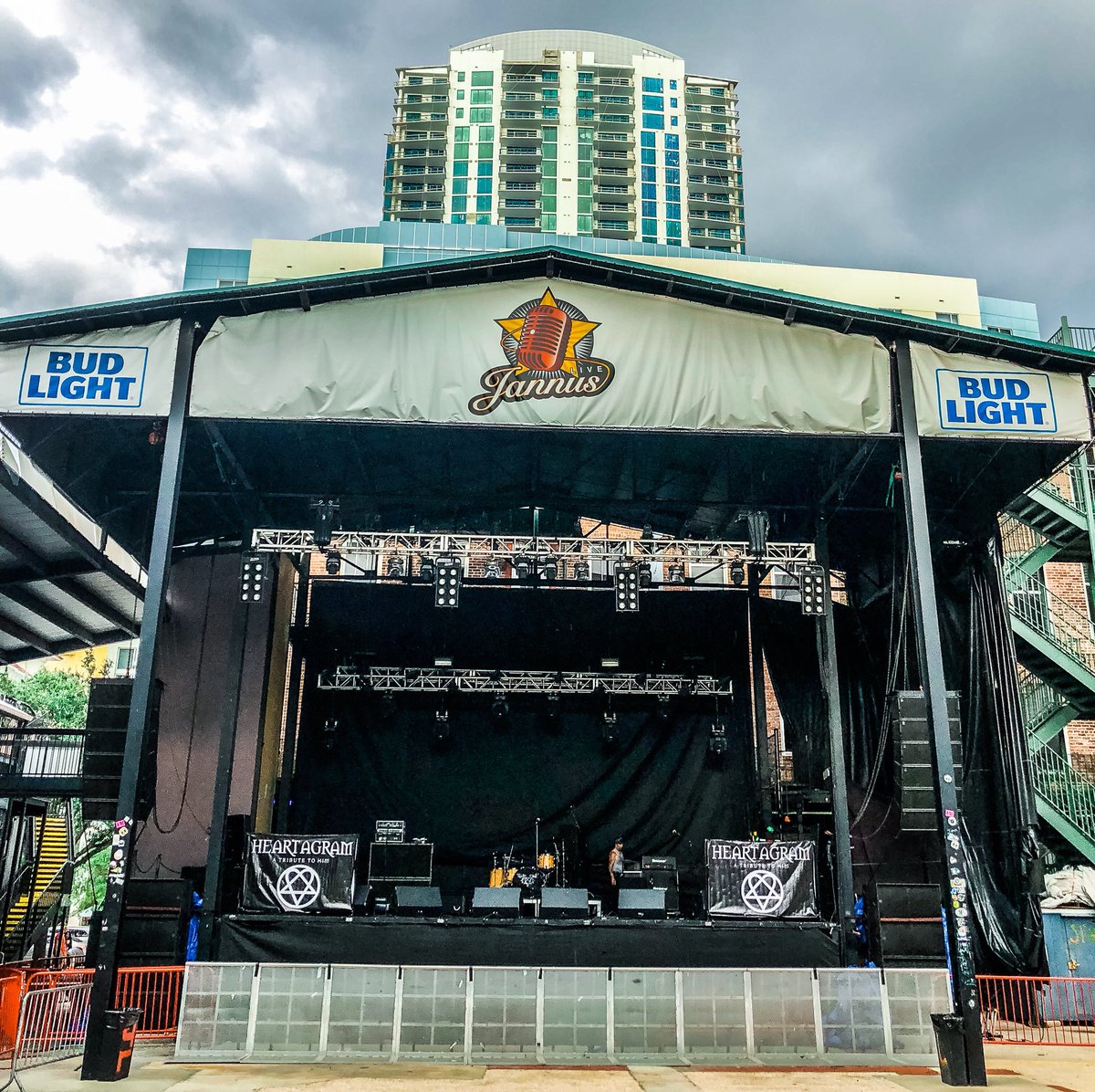 HimTributeUSA's tweet photo. 3 August 18 @HimTributeUSA @lovacainemusic @JannusLive @BspSigns #Soundcheck #Heartagram #HIM #VilleValo #LoveMetal #HeartagramAtributeToHIM #HimTributeUSA #Lovacaine #DjDrOctoPussy #Live #JannusLive #Friday3August2018 #8PM #StPetersburgFL #USA #BeReady2018 https://t.co/wg2EdFvFWk