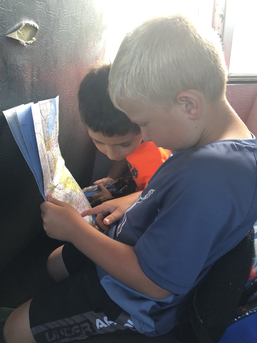 AlexandraLena22's tweet photo. Thank you to the ladies from the Michigan Welcome Center in Port Huron who took the time during our restroom break to talk about and handout Michigan maps to all of our kids. @PHFloatDown @PortHuronMINews  #LfLeads #LFCCbeapartofagreatsummer #LFChildCare  #michiganwelcomecenter https://t.co/DK9yzxv3mk
