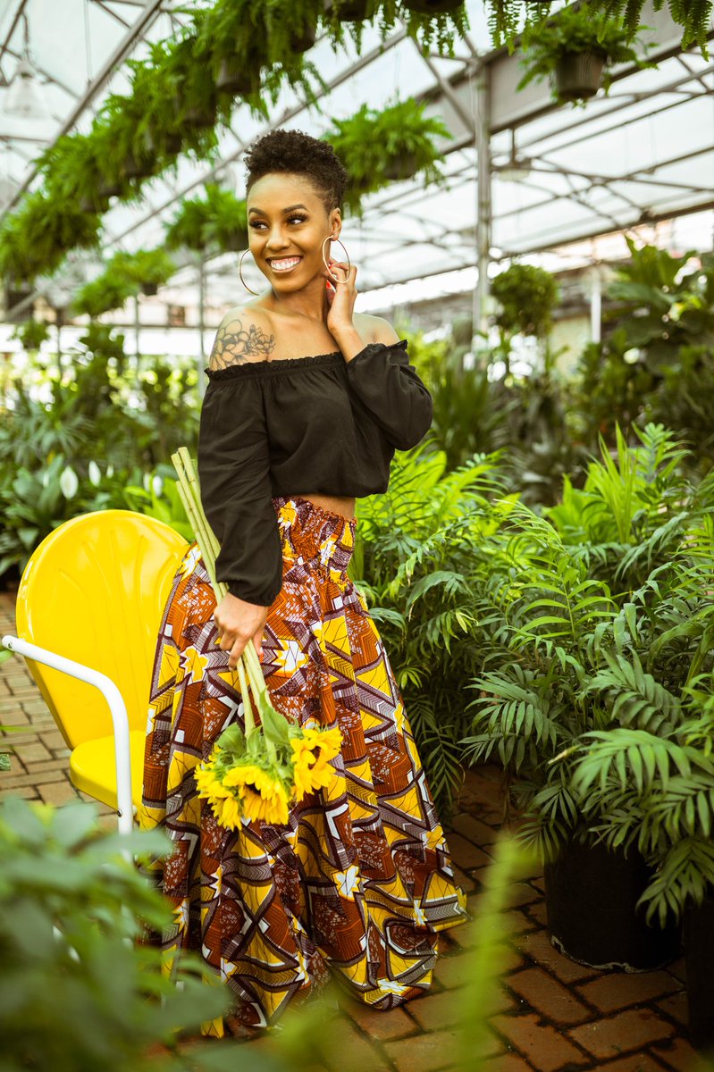 Betters_'s tweet photo. Hold on wait a minute, y’all thought I was finished!
.
.
📸 @LovethatgirlBre 
.
. 
Forever &amp; always my own #WCW because I stay crushing on the woman I am becoming 💛🌻 Can’t block what God has already blessed. https://t.co/j9rEEBzVEw