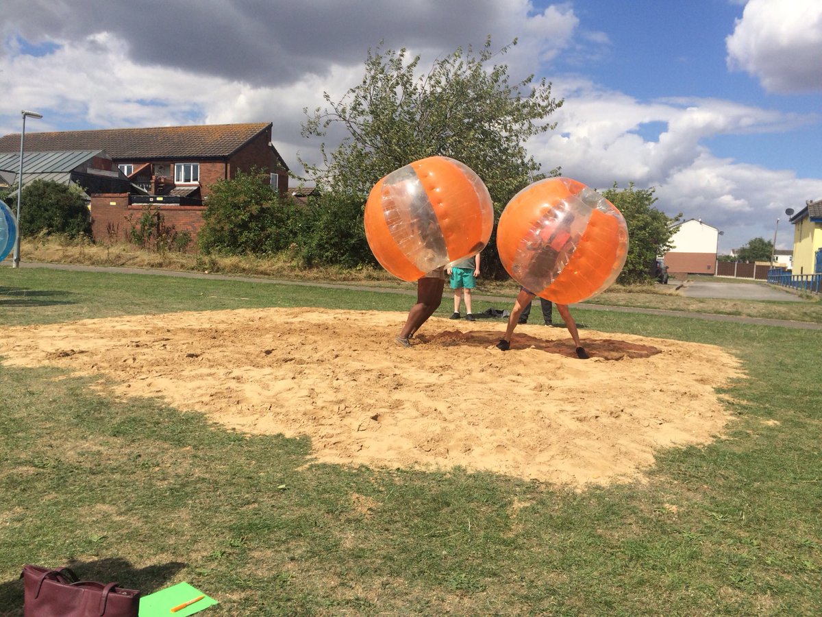 playingouthull's tweet photo. A massive thanks from us in team 4 from NCS! Thank you for letting us be apart of the Bransholme Beach day and we all truly enjoyed our day. https://t.co/YHwNuOkNmj