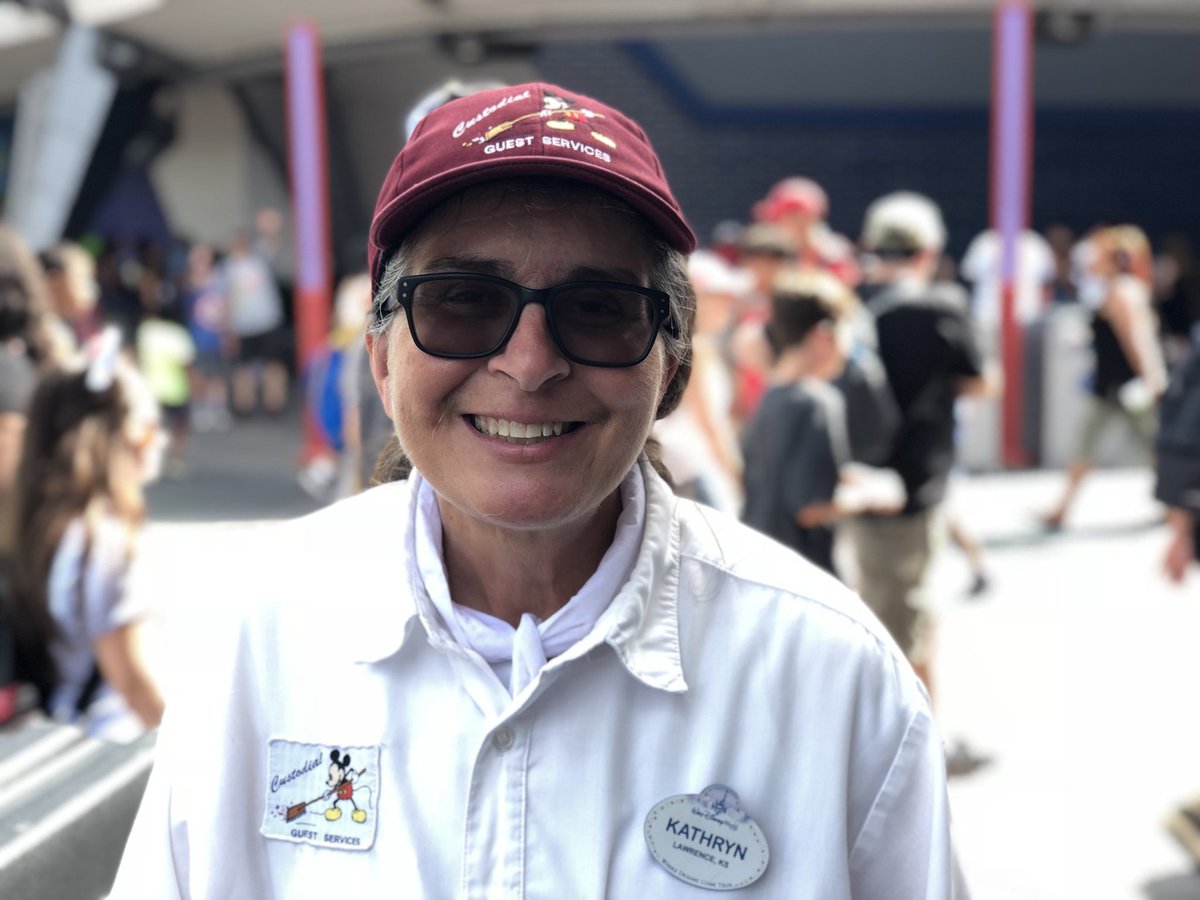 mrzphd's tweet image. Kathryn has served @Disney since 2010, helping keep the park clean. She found a way to connect with us with an elbow bump &amp;amp; demonstrated #courtesy. She adds to park #safety for sanitary conditions. #CastComplement. Stop and thank someone in white today.@DisneyInstitute Interview