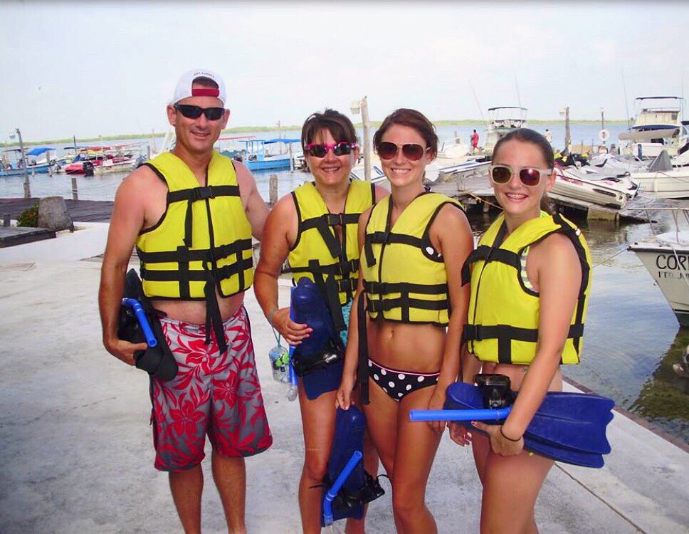 OceanRunnerTour's tweet photo. Family experience.
βͺοΈ
βͺοΈ
βͺοΈ
#TheOceanRunnerTour #JungleTour #WaveRunner #Cancun #Extreme #Reef #Snorkel #Mexico #Jetskie #SeaDoo #SummerVibes #GrandOasisCancun #Summer2018 #Bikini #Caribbean #RelationshipGoals #BikiniFest #Riu #Cvc #Milan #SauPaulo #NewYork #ElExitoEs https://t.co/bcYI8PWTH7