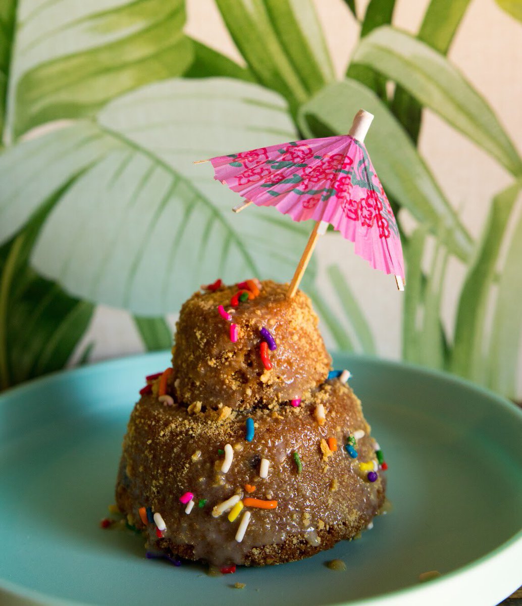 MhkPool's tweet image. Living in a Dessert desert? 
Don’t desert  just yet, come get a dessert!