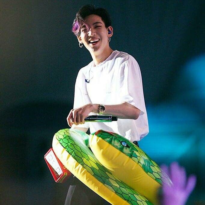 NongoilNK's tweet photo. @Gate_M @GOT7Official หมู #GOT7
#갓세븐
#EyesOnYou
#GOT7WORLDTOUR
#DabemeBestGroups
#TimeToShowAhgapower
@GOT7Official https://t.co/MRYnk0S6YI