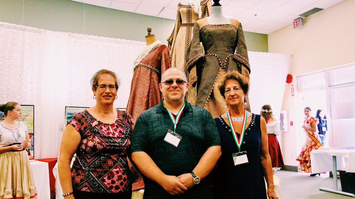 italianpavilion's tweet photo. 🇮🇹❤️✨
Our volunteers are so amazing and the #ItalianPavilion2018 would be absolutely nothing without all of their hard work, #love, and dedication!
We adore you! Thank you for everything you do! https://t.co/OiYeCkmzzF
