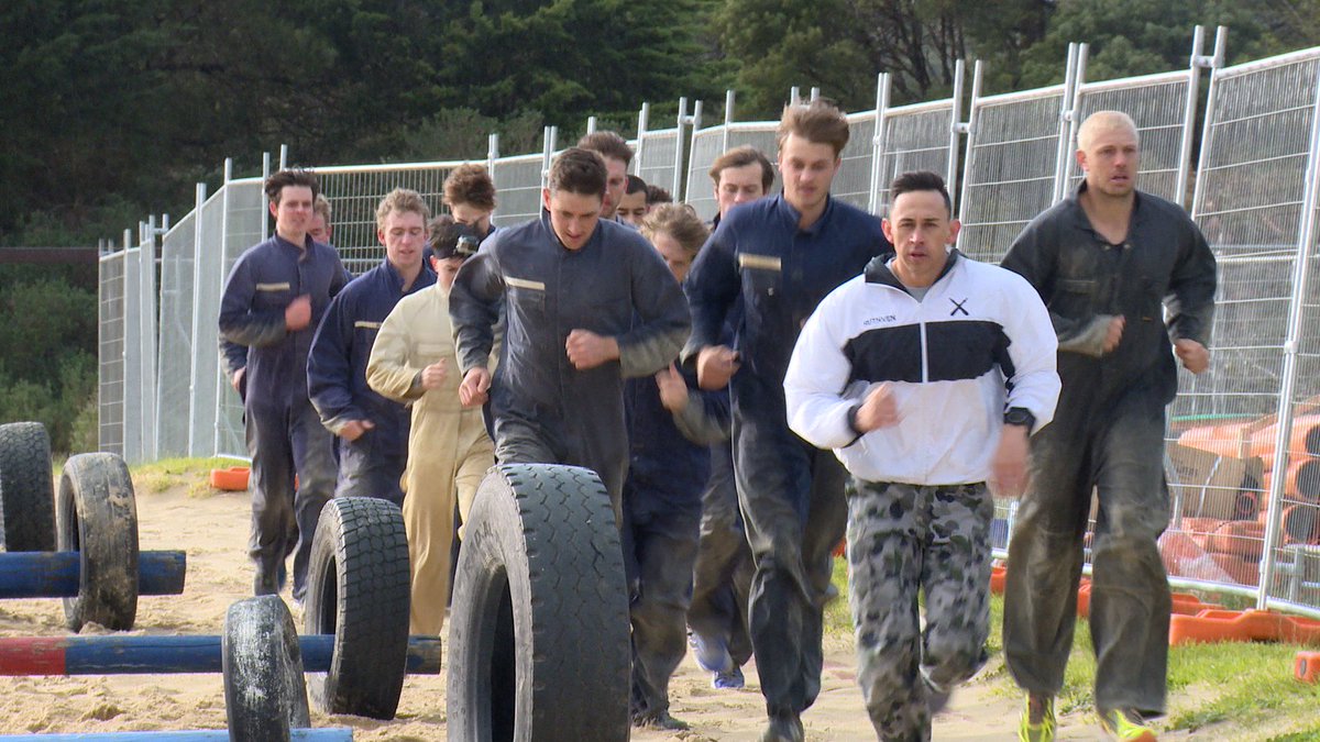 Well, that was an experience! Thank you to HMAS Cerberus for pushing the lads to the limit! Also a big thanks to @BraveryTrust for facilitating our visit 🙏 Video to come soon. #vicsdoitbetter #supportingthosewhoserve #braverytrust