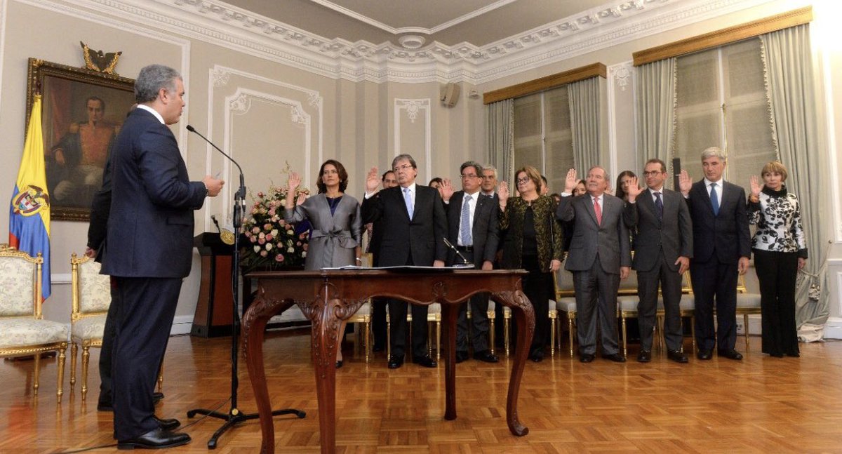 FedesoftCol's tweet photo. Señor Presidente @IvanDuque nos espera de la mano de la Ministra TIC @ConstainSilvia un camino juntos para continuar promoviendo el fortalecimiento y desarrollo de la industria de software y T.I. de Colombia.🇨🇴 https://t.co/BsxiYXPtE9