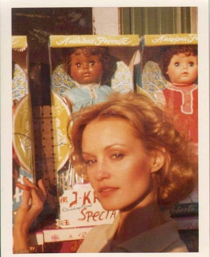 yerianok's tweet photo. jessica lange was and will alwaYs be that bitch https://t.co/G70WSVKcli