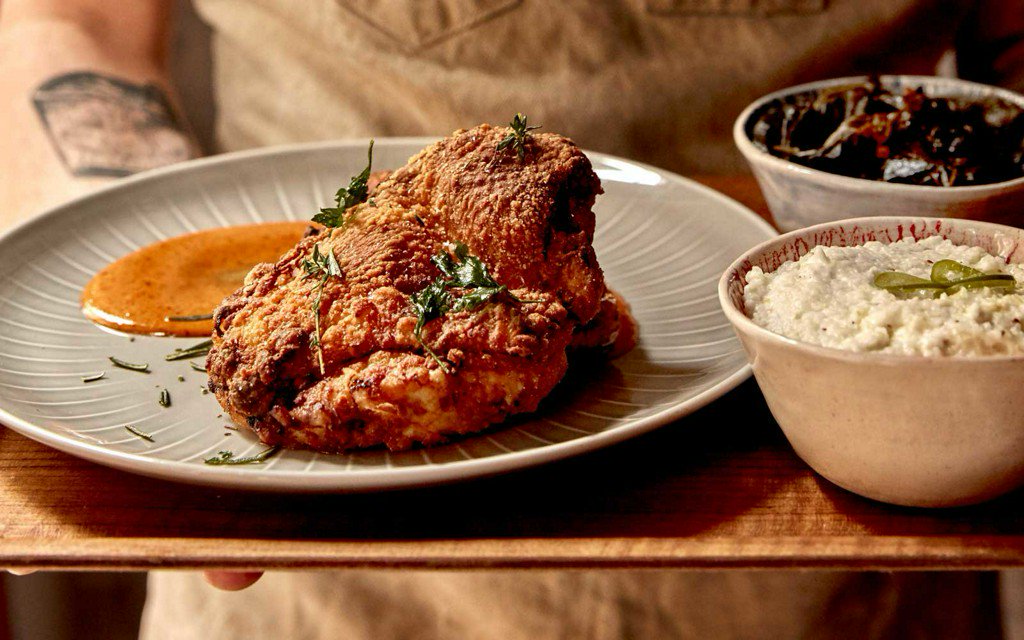 Why does <a href="/TravelLeisure/">Travel + Leisure</a> think Philly's food scene tops New York's? Because "the city’s lower prices and young, scrappy energy have given chefs and restaurateurs free rein to experiment." Check it out here: vstphl.ly/2APMwT8