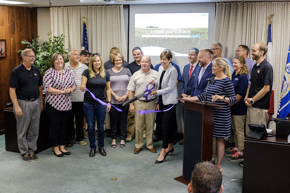 F8Creative's tweet photo. So great to have Gov. Kim Reynolds in Spencer today to help launch the website we built for https://t.co/J5XzF6QDpO! https://t.co/k2rXBwbkPD