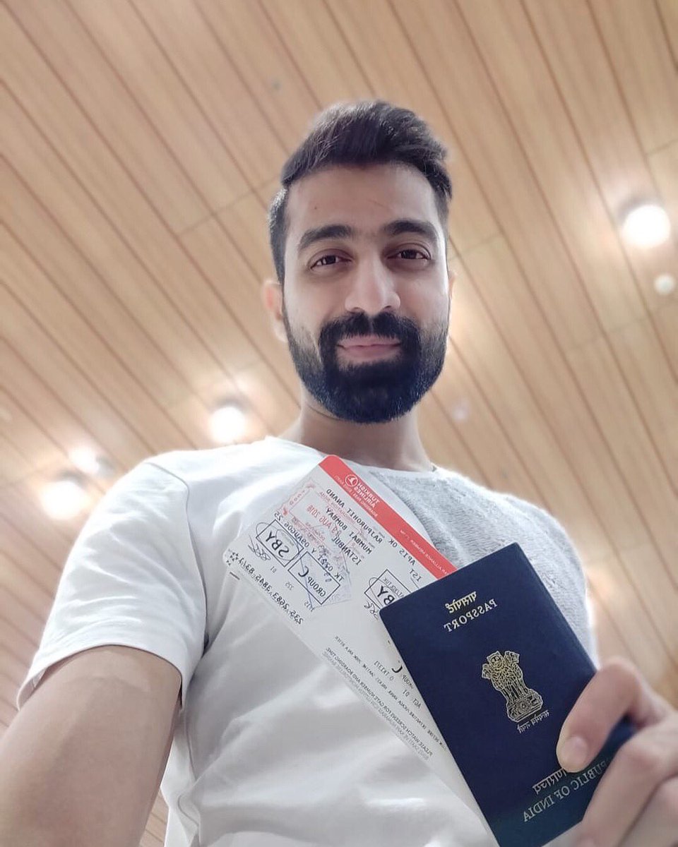 Anand_here_'s tweet photo. Off to Malta ( EUROPE ) ✈️
#shoot #bharat #movie #dancer #life #travel #diaries #anandrajpurohit https://t.co/teMDfGJYHD