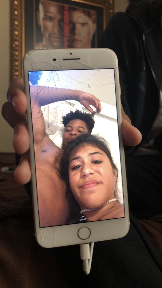 aa__pt's tweet photo. niggas ain’t shit.. https://t.co/iByVbHchAa