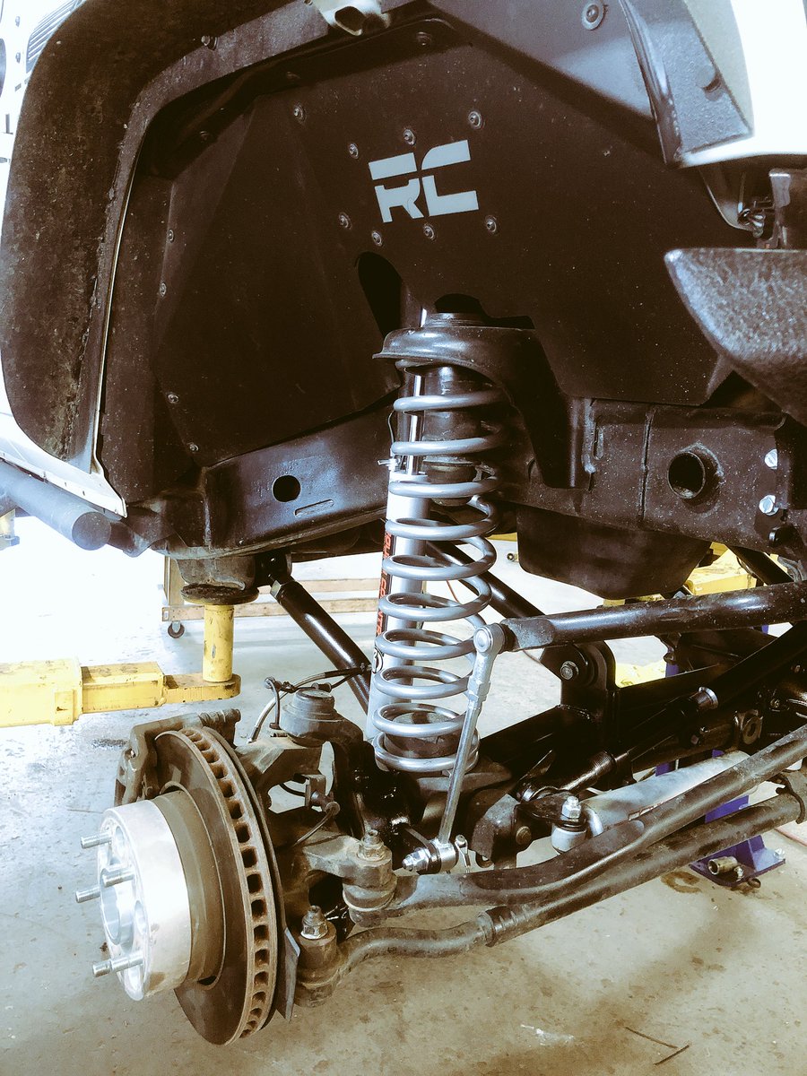 Finishing up an install on a #roughcountry 6inch lift with adjustable control arms to make way for a set of 40in #furytires. #smittybilt #xdseries #jeepnation #JeepJK